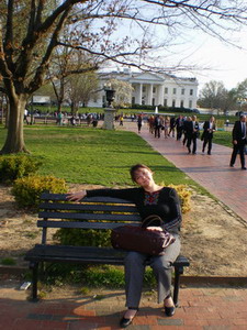 В парке возле Белого дома В парке возле Белого дома